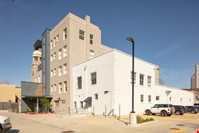 1001 Carondelet