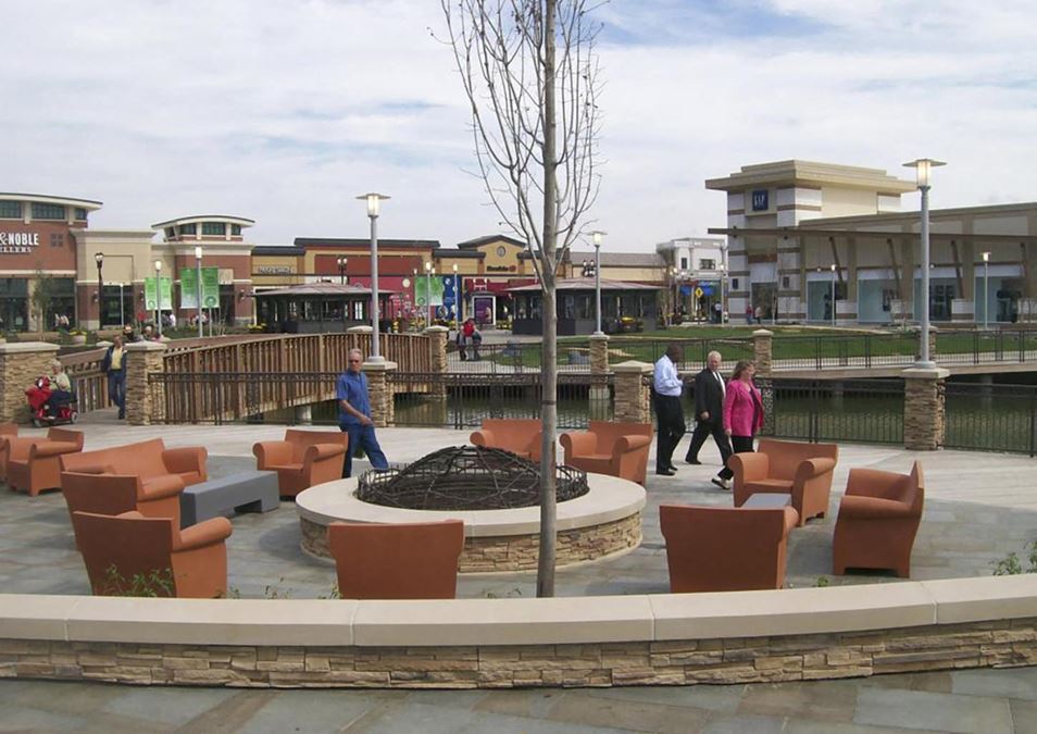 The Shops at Fallen Timbers