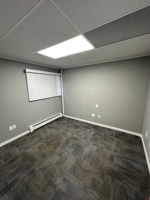 250 N Main St