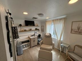 Freestanding Retail-Office