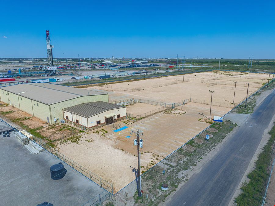 Warehouse/Office Building on ±10.91 Acres