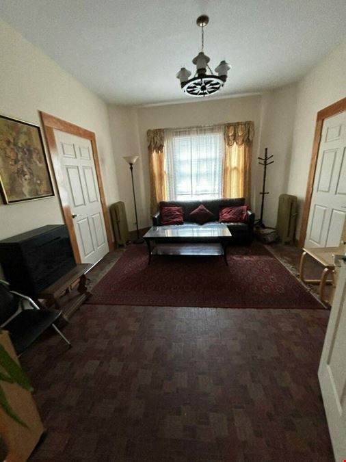 115 W 183rd St