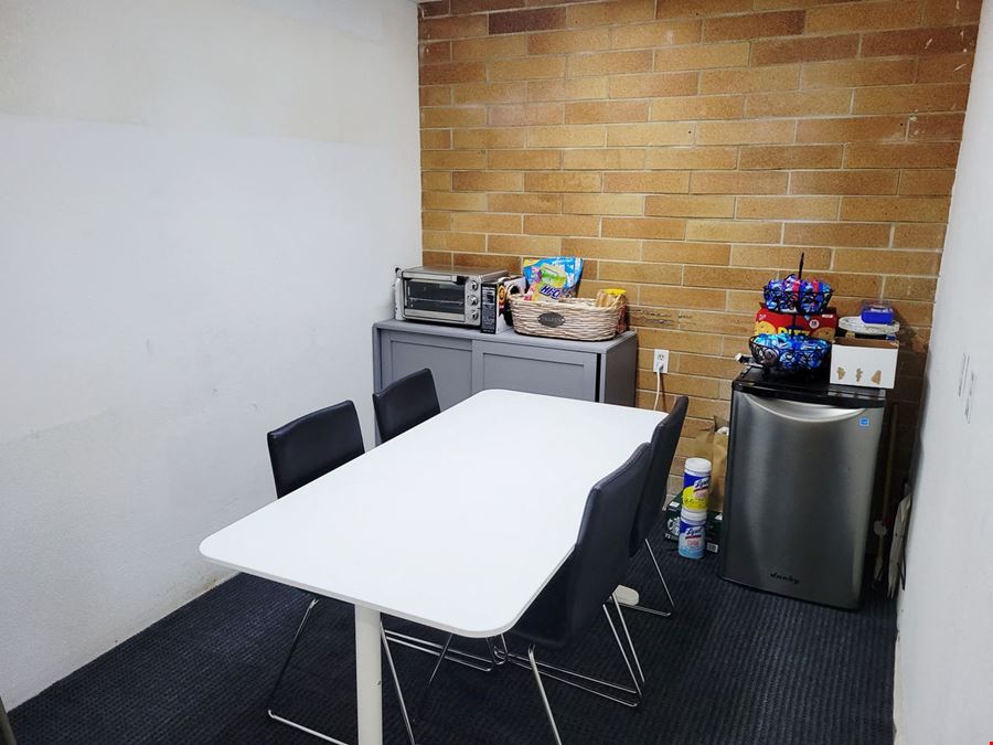 Professional/Medical Office Condo in Lakewood