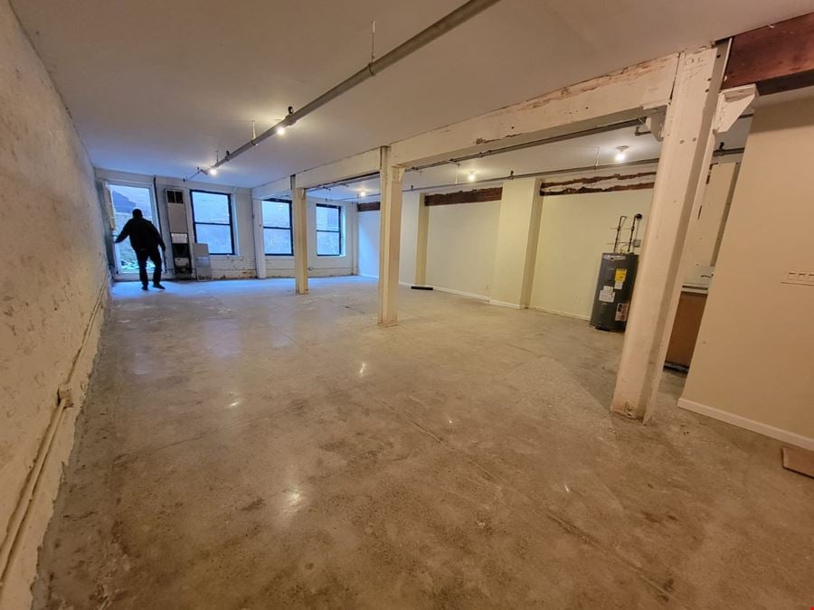 435 Broadway