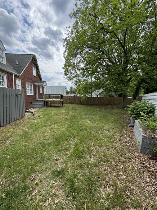 2340 W English Rd