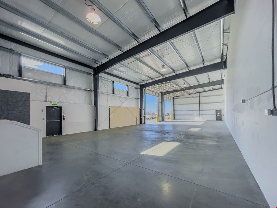 4,500 SF Office/Warehouse Space for Lease