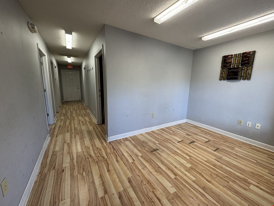 Flex / Warehouse Space - HWY 170 - Hazzard Creek