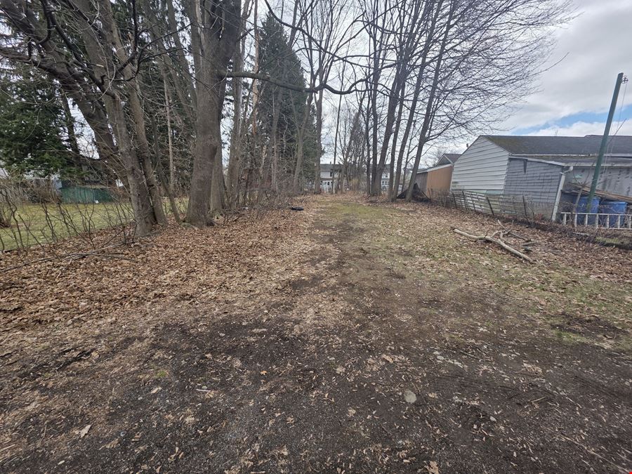 322 W Franklin St