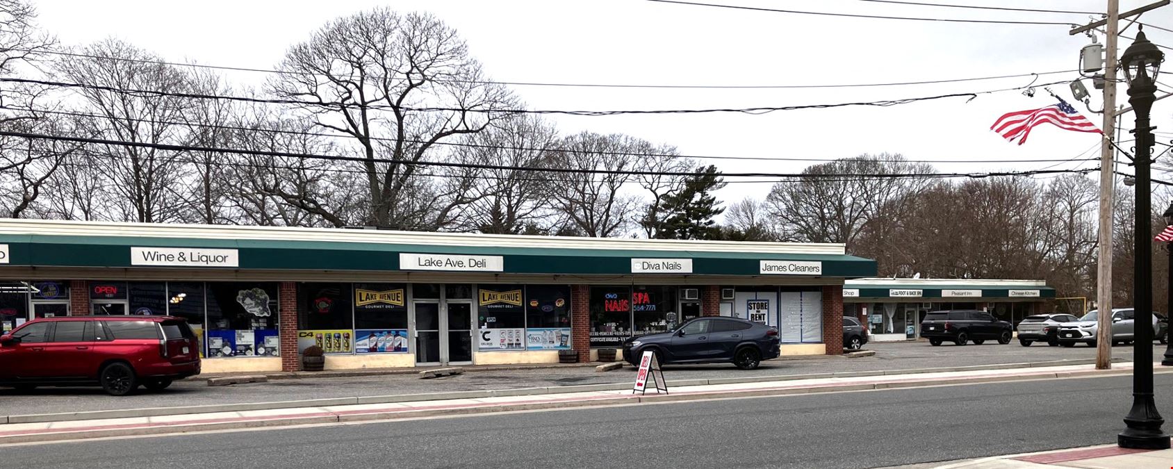 246-290 Lake Ave