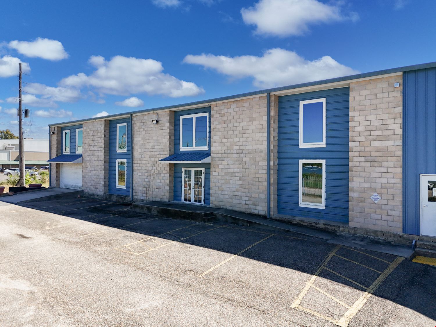 Sublease: Warehouse and Climate-Controlled Storage Near NASA Michoud