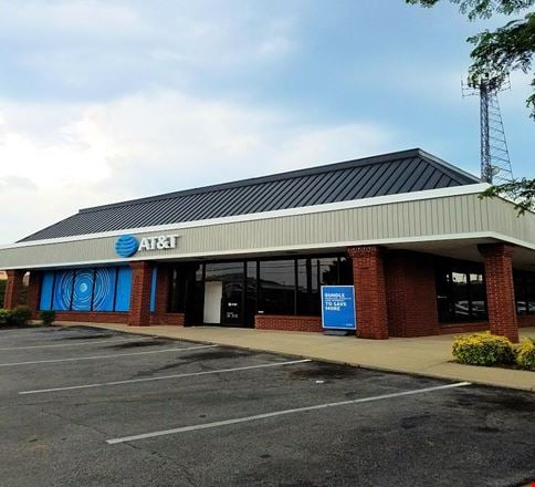 Preview of Retail space for Rent at 4929 University Drive