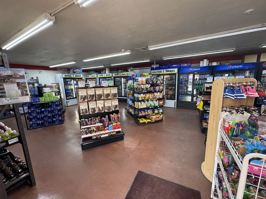 12001 Slaughterville Rd - Neighbor's Grocery