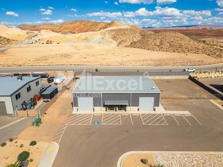 Preview of Industrial space for Rent at 171 S Mechanical Dr