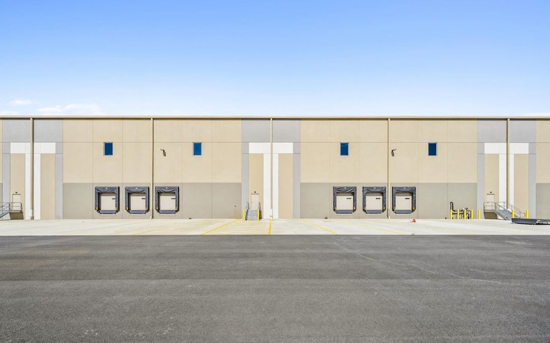 Mound Road Industrial Park Building 3