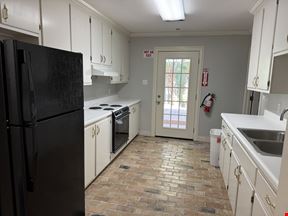 Bluebonnet Garden Office For Lease