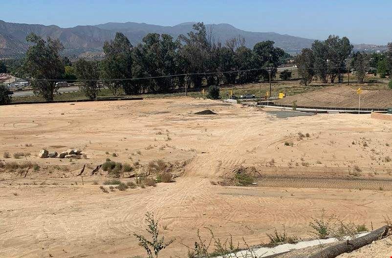 MONTE VISTA DR & SUMMER SAGE WAY