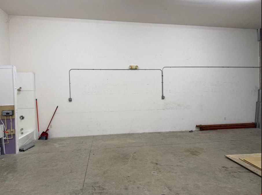 Drew Circle Industrial Warehouse Condo