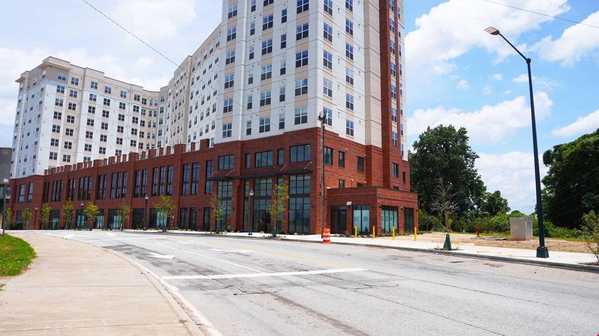 Skyline Apartments - Retail