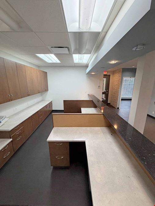 Unit 214 145 15th Street West