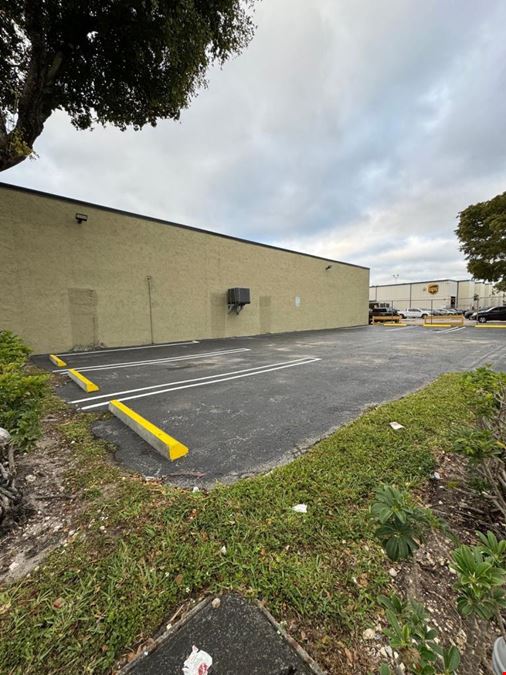 7278-80 NW 25th St