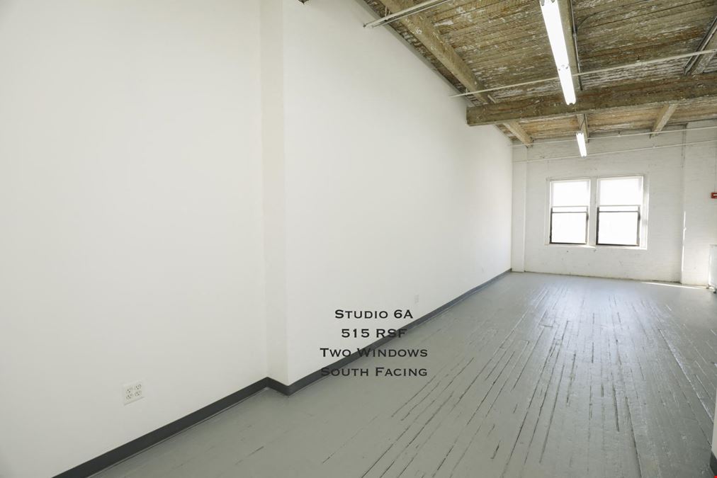 Urban Yard + Footbridge + Queensbridge Studios in Prime Location LIC, Queens