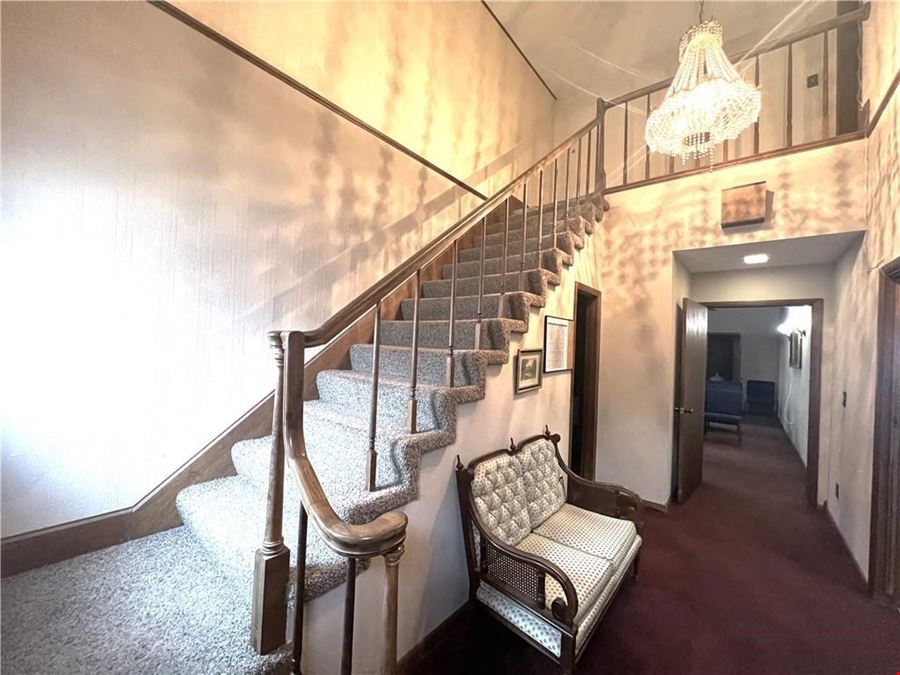 417 Main St