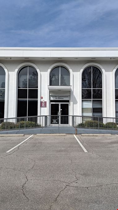 325 John Knox Rd