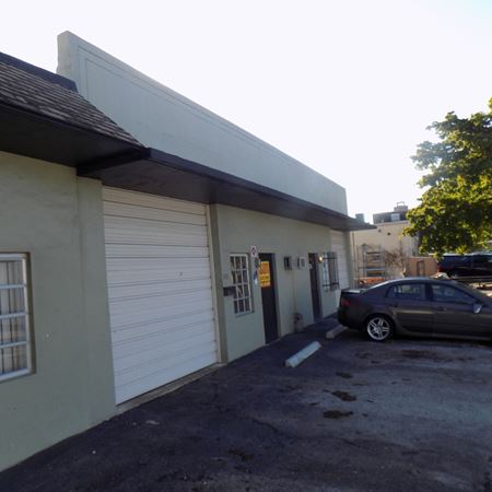 Preview of Industrial space for Rent at 580 NE 42 Court