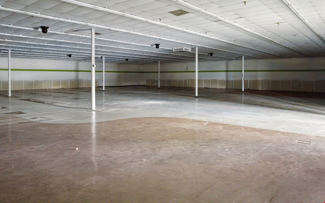 Oakdale Plaza