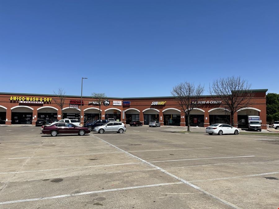 2221 & 2231 W Ledbetter