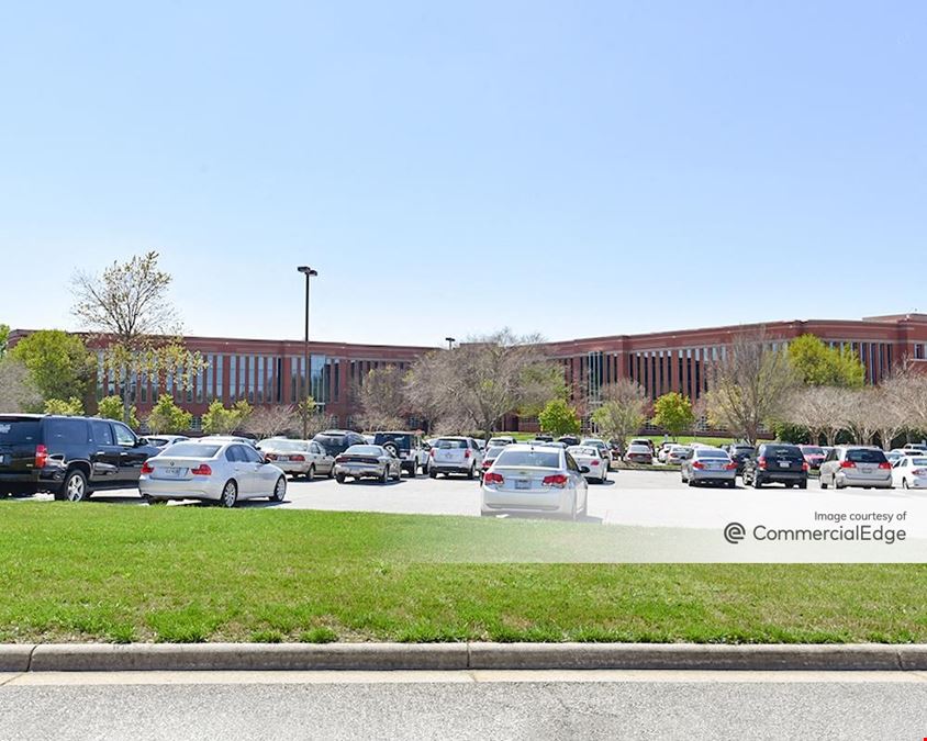 Triad Center - 4161 Piedmont Pkwy