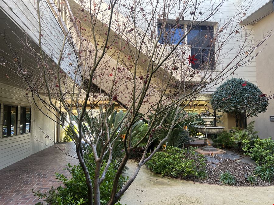 141 Duesenberg Drive