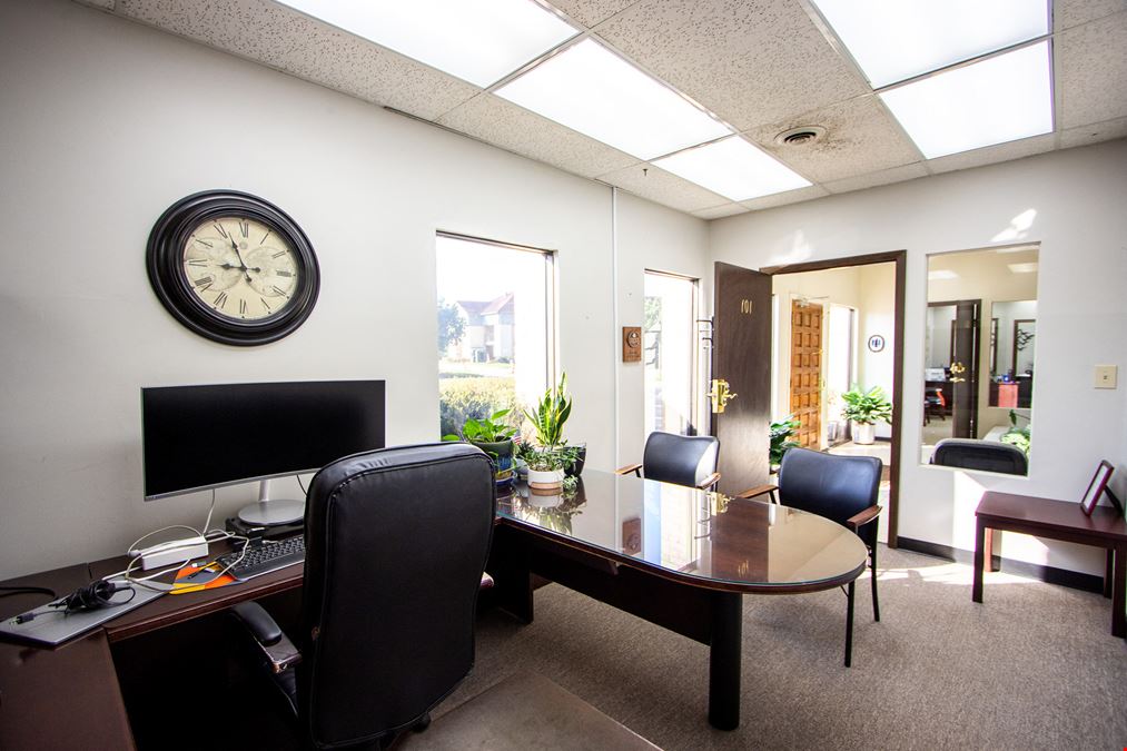 1034 Briargate Circle