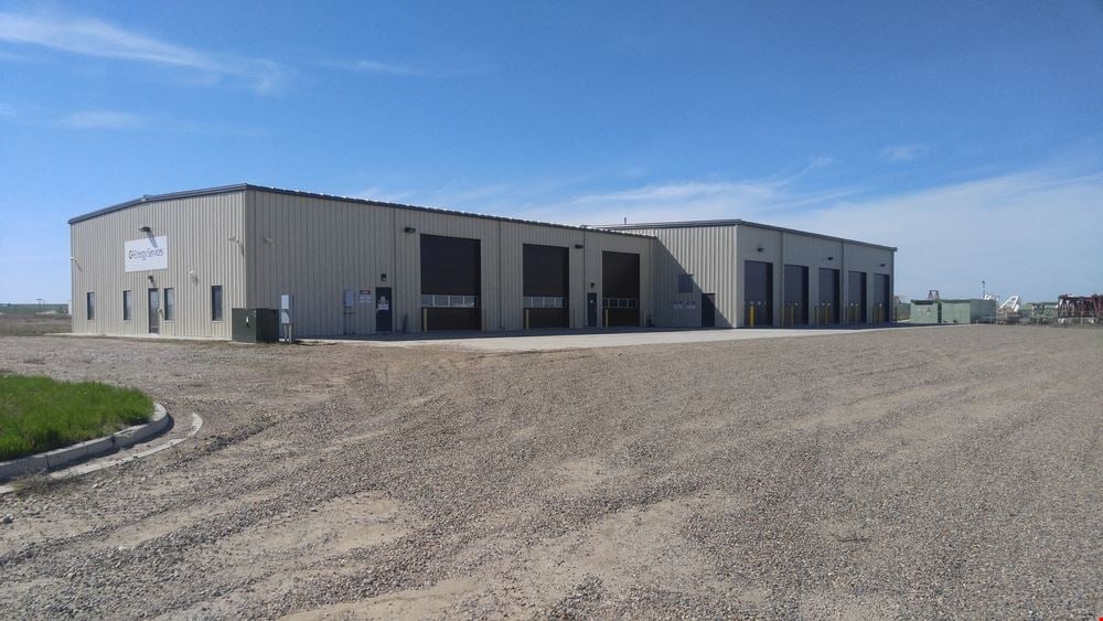 ±14,000 SF Industrial Shop | ±6.63 Fenced Yard | Williston ND