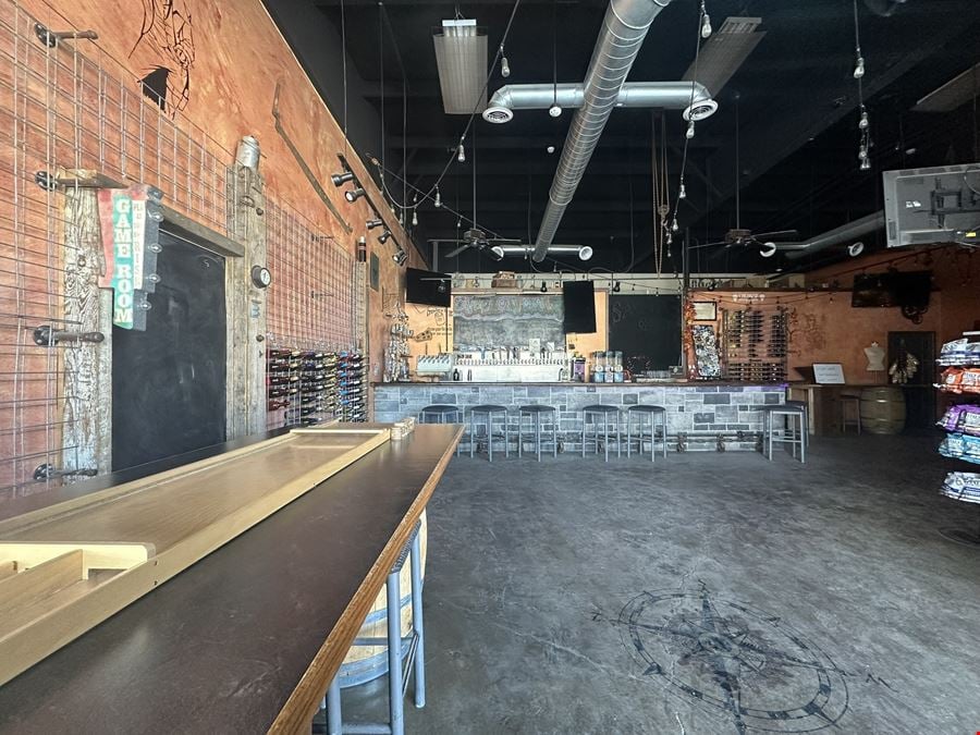 638 Lake St. - NEW PRICE! 24,320+/- SF RETAIL SPACE - INVESTMENT OPPORTUNITY