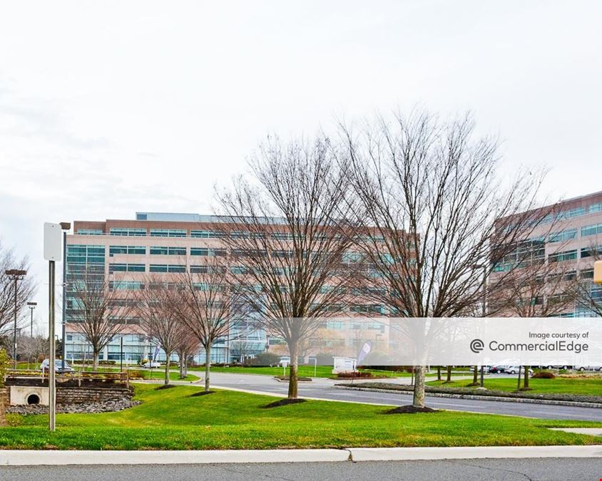 400 Bridgewater Crossing