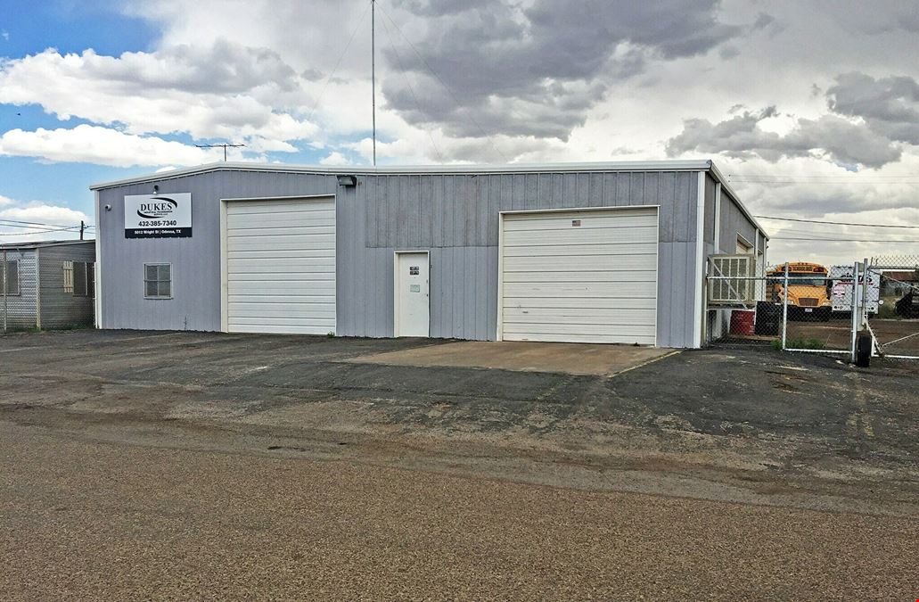 Crane Served Warehouse Near US Hwy 385