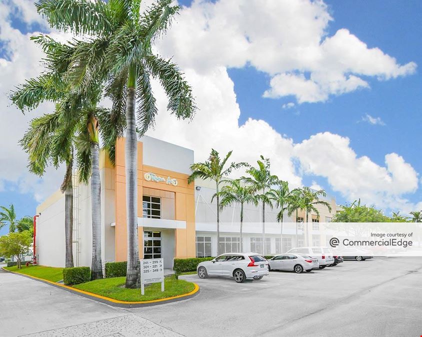 Broward International Commerce Center
