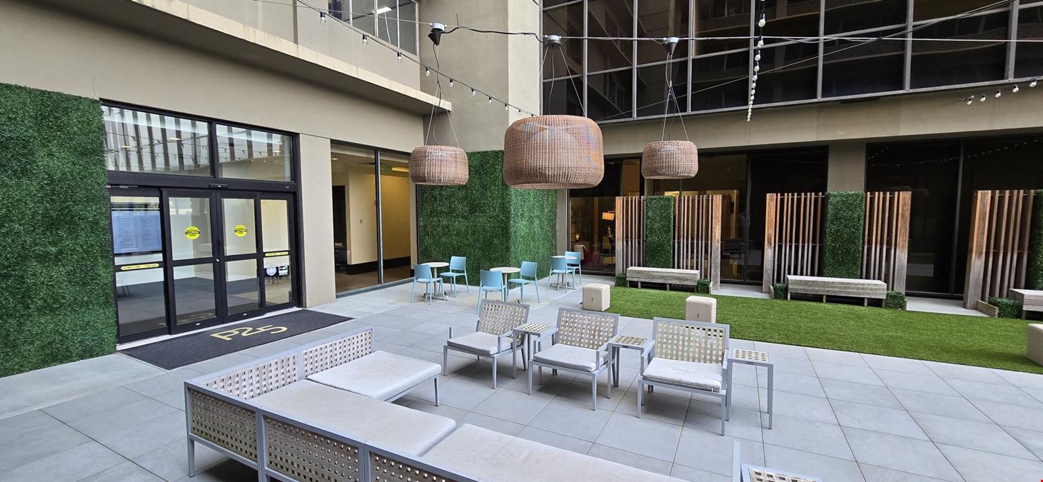 Peachtree 25th - SUBLEASE