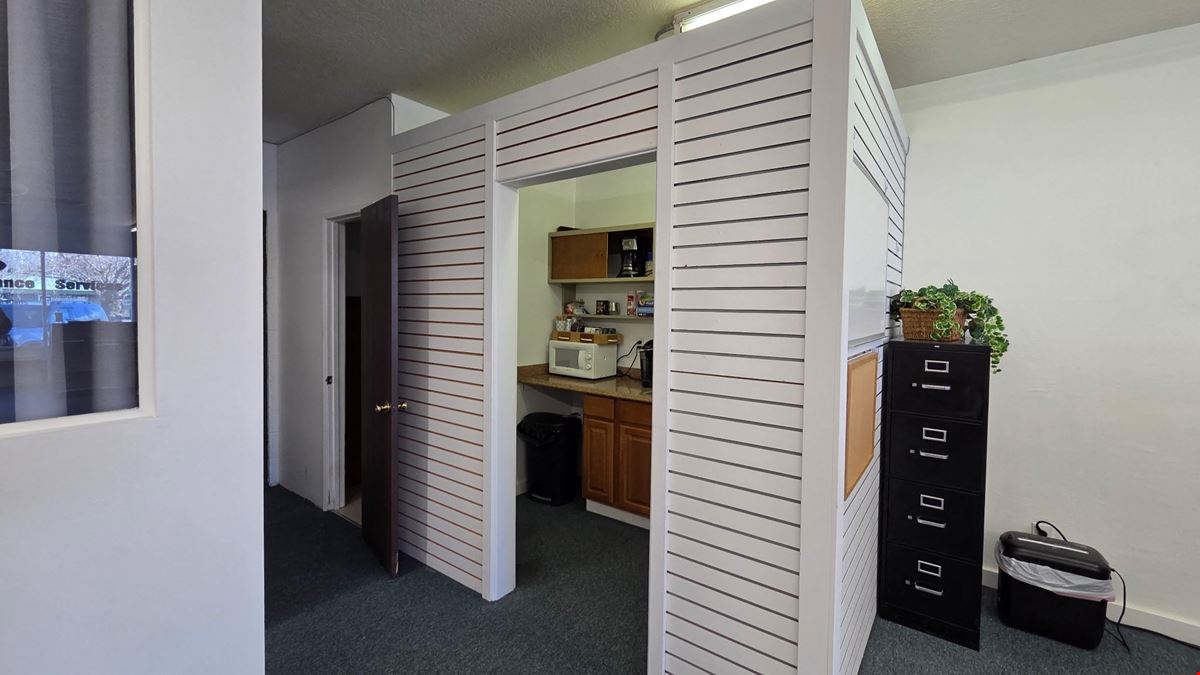 14th Ave Plaza - Lease