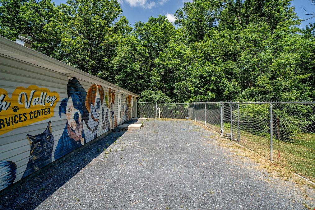 FORMER ANIMAL SHELTER | 4,000+ SF NEAR I-64 & WAYNESBORO