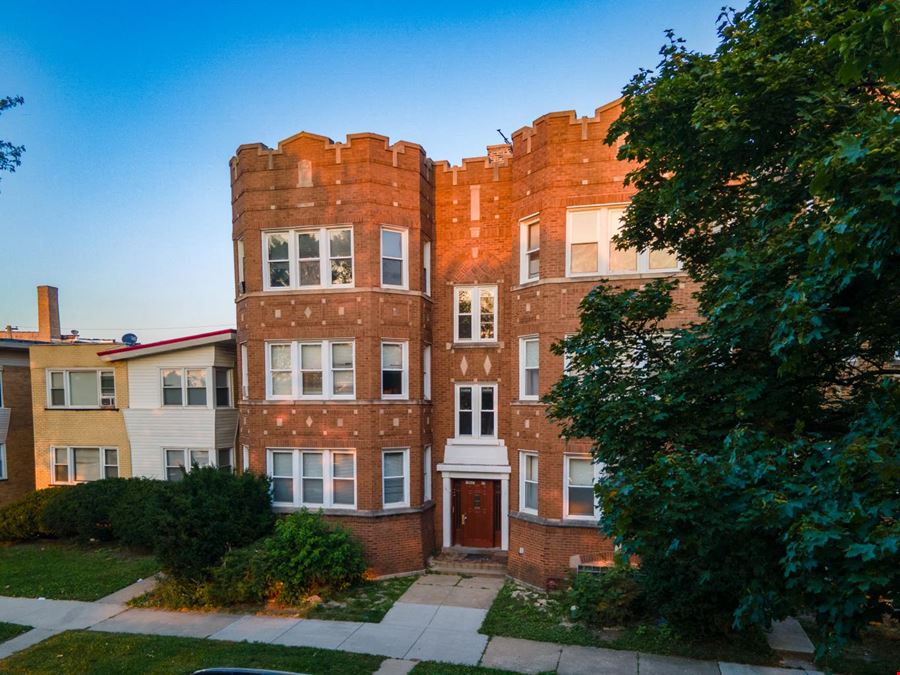 6 Unit Multifamily Property Located in Chicago, IL