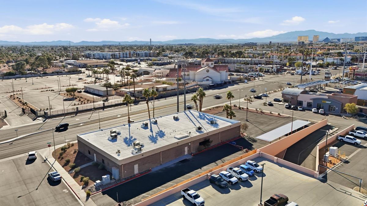 2470 E Flamingo Rd