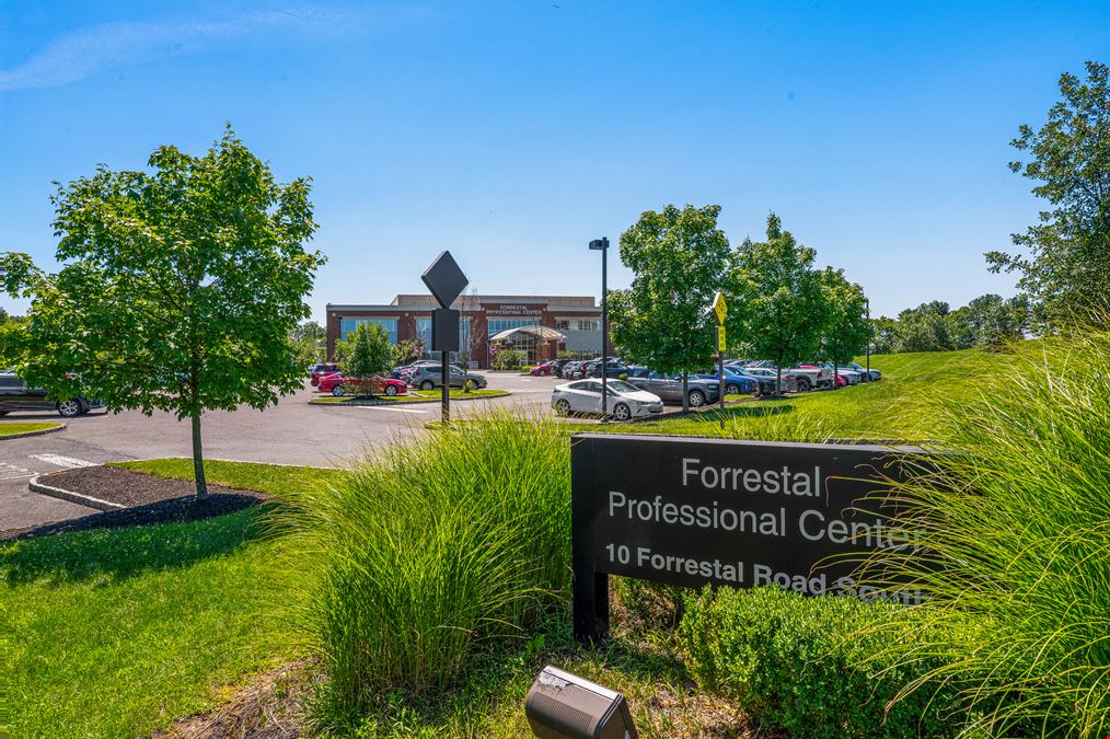 10 Forrestal Rd 