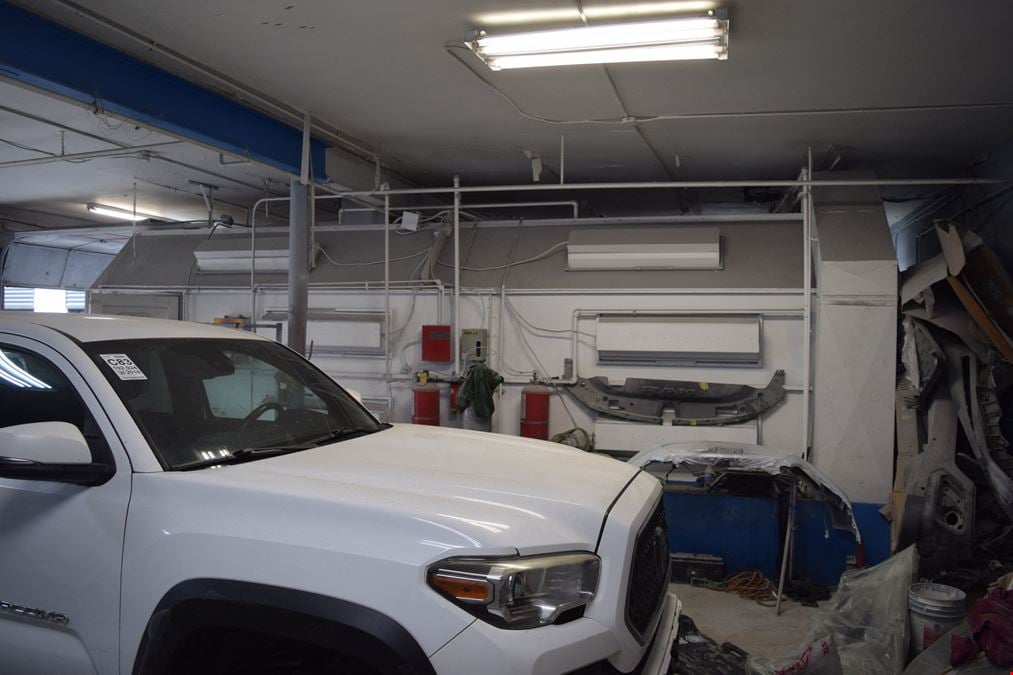 4,000 SF autobody repair shop w/ paint booth