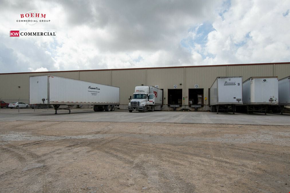 109 Lupita Circle - Del Rio Warehouse For Lease