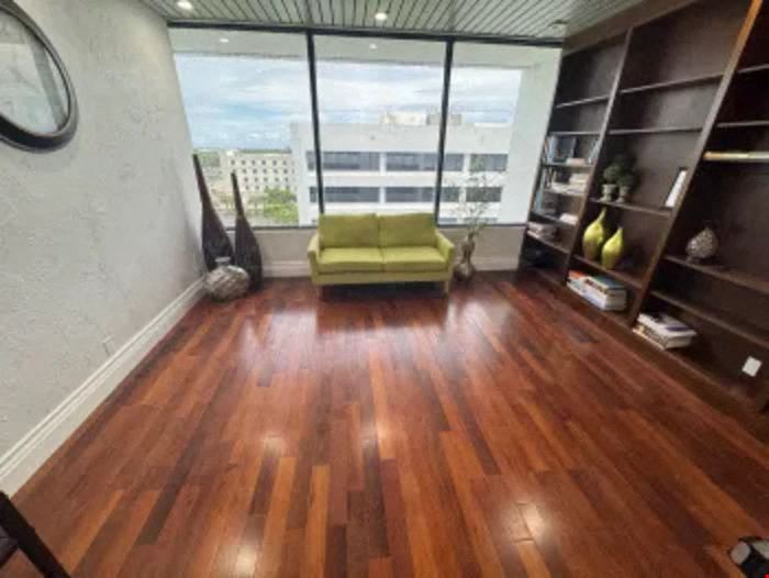 2692 SF Suite 600 Professional and Medical Office Space