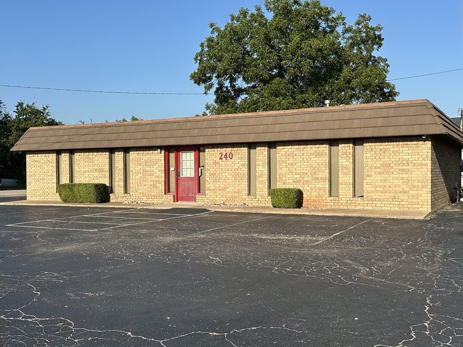 240 S. Mockingbird Ln.