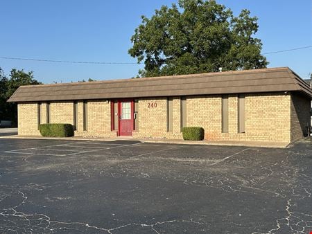 Preview of commercial space at 240 S. Mockingbird Ln.