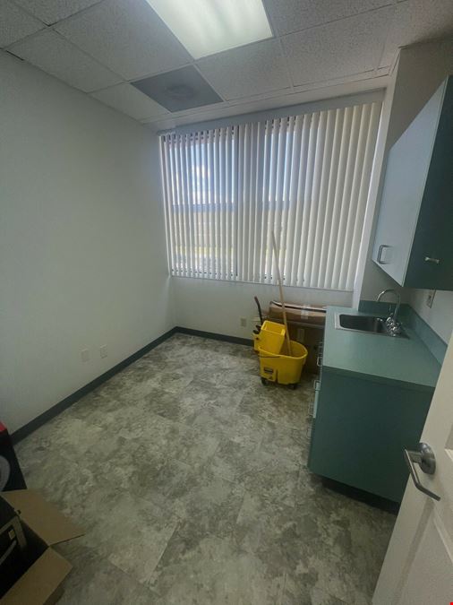 1st Center Office Building